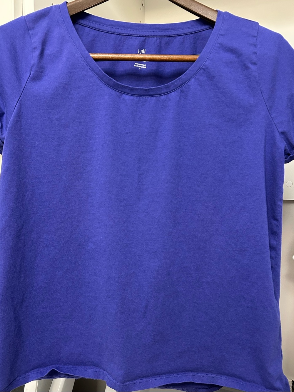 J. Jill Short Sleeve Scoop Neck Tee in Vibrant Royal Purple